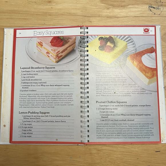 Vintage 1981 Joys Of JELLO Cookbook Loads of Recipes General Foods Spiral Bound - Picture 4 of 10